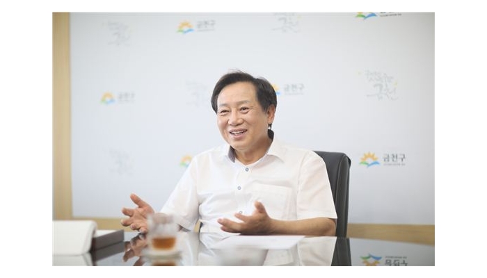 [박종일의 자치통신]'작은 예수'된 금천구청장